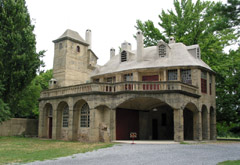 Fonthill carriage house