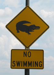 http://www.three-seasons.com/images_7_11/AlligatorSign.JPG